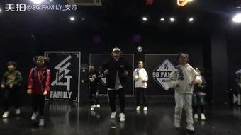 咯咯咯二级舞蹈视频,欢快节奏下的青春活力展现