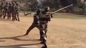 印度士兵搞笑视频,军营欢乐时光大盘点